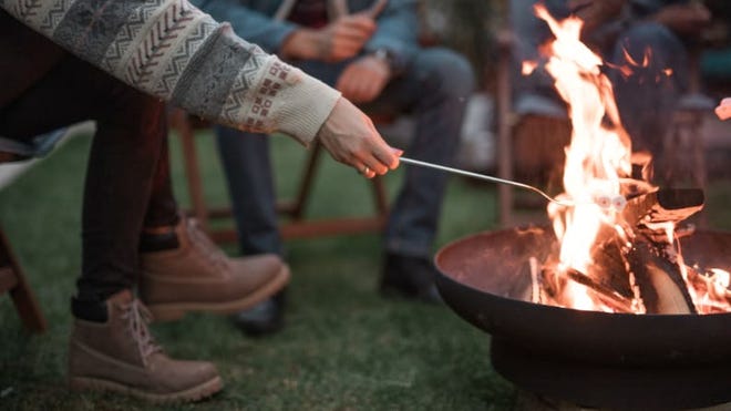 Choosing the Right Wood for Your Fire Pit